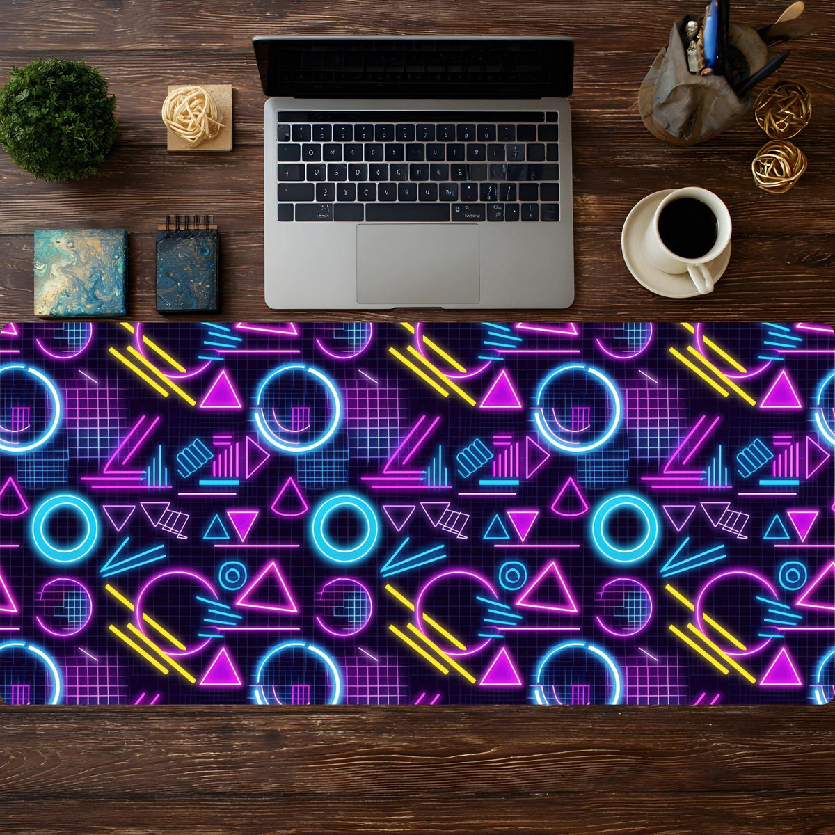 80's Grid Desk Pad