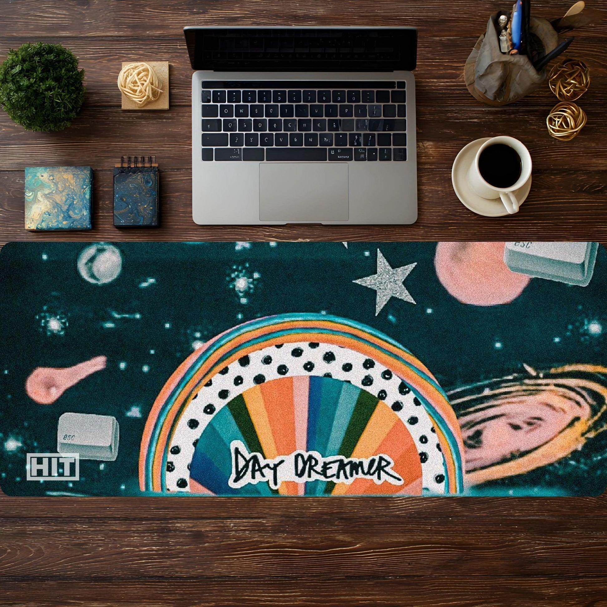 Day Dreamer - HEYITSTRENDY
