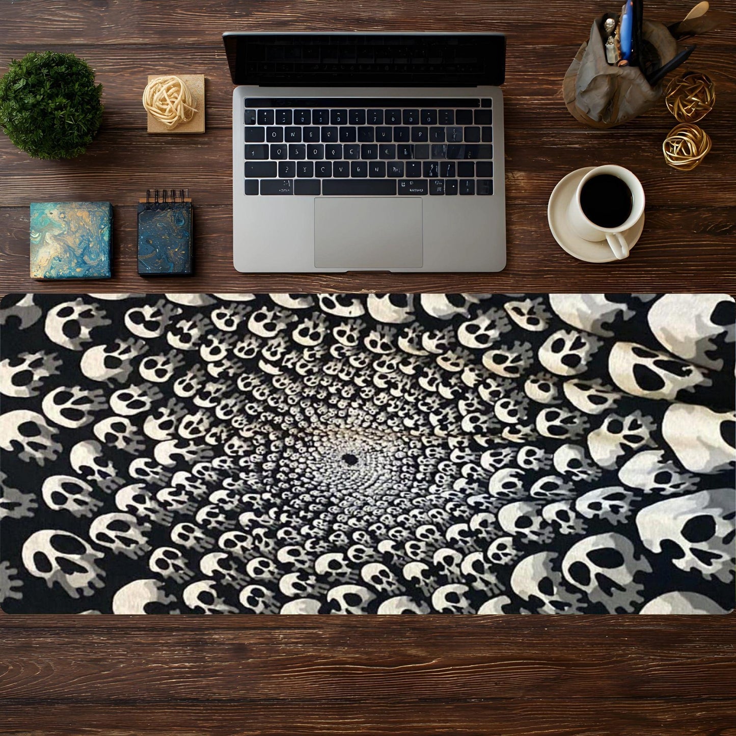 Hole Of Skulls - HEYITSTRENDY