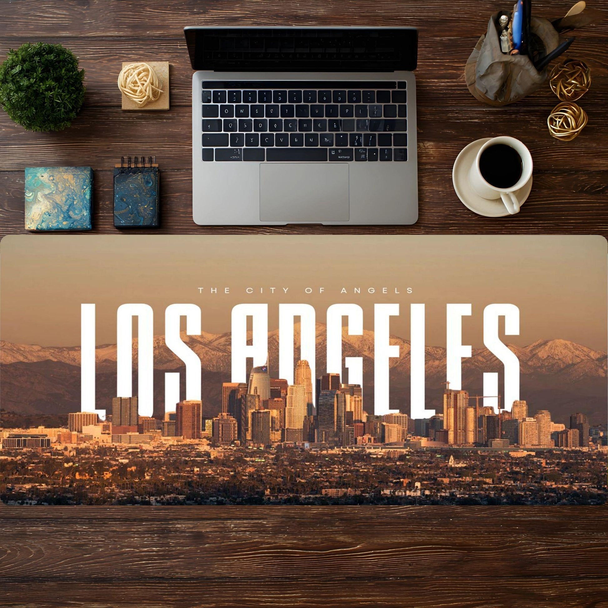 Los Angeles - HEYITSTRENDY
