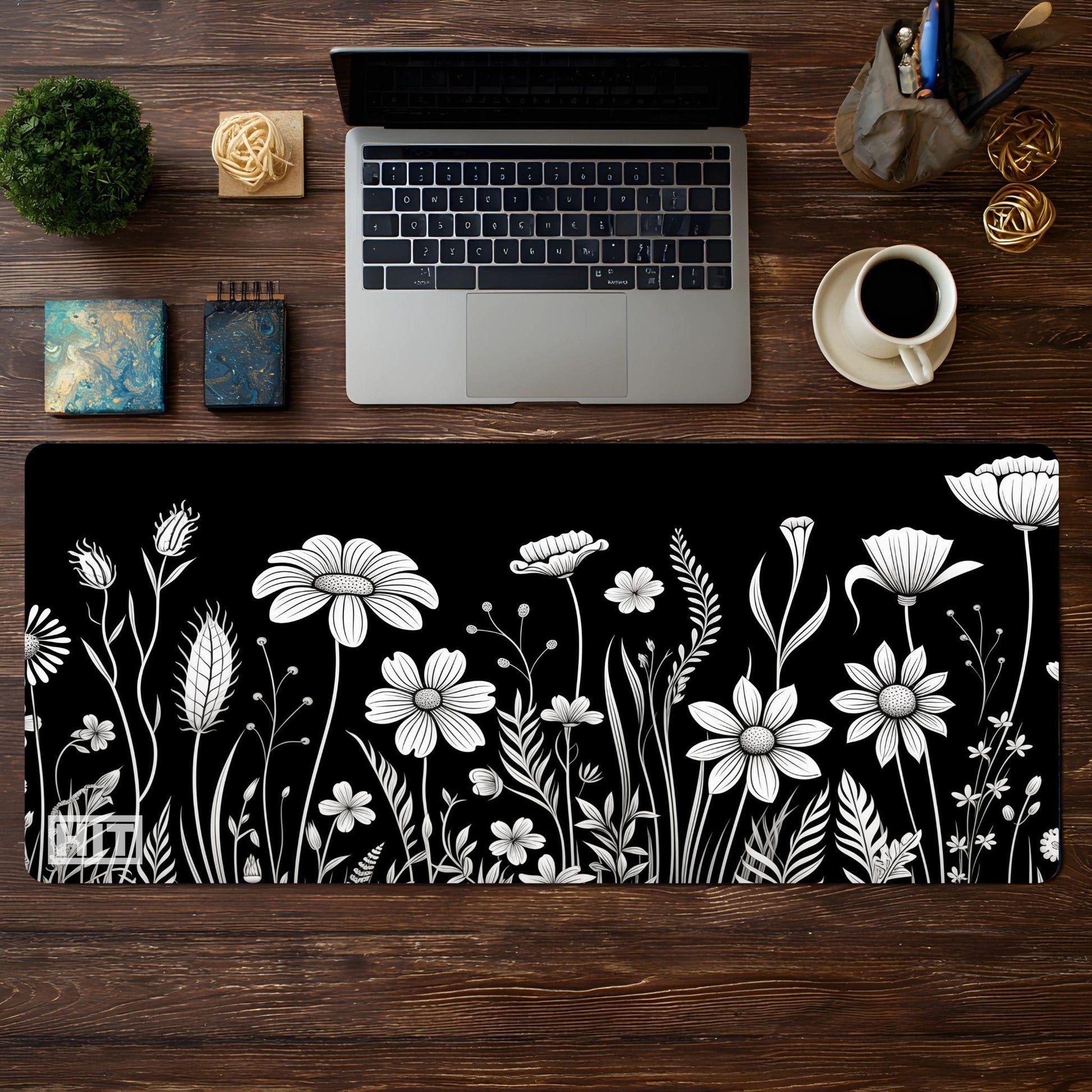 Mono Wildflowers 3 - HEYITSTRENDY